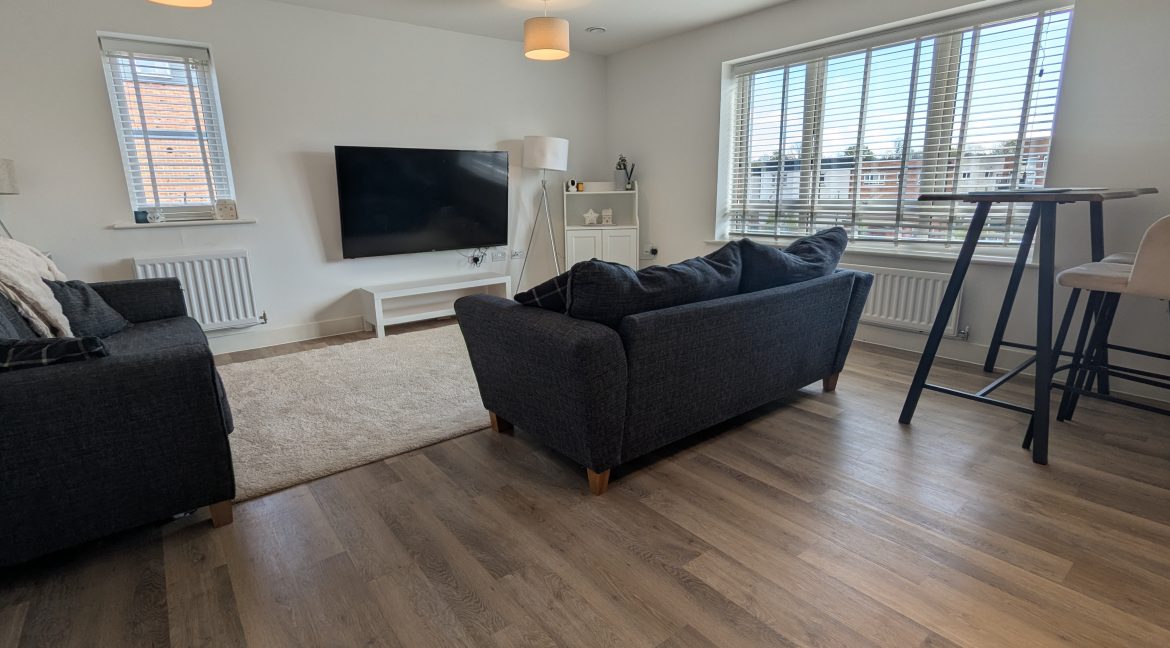 PXL_20260414_094536314